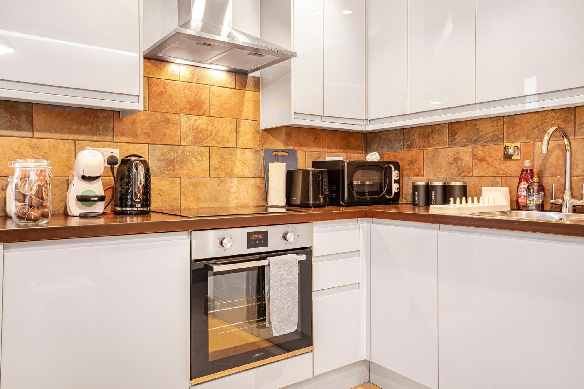 Stylish Modern Apartments By Livestay Short Lets & Serviced Accommodation London Nw6 Exterior photo