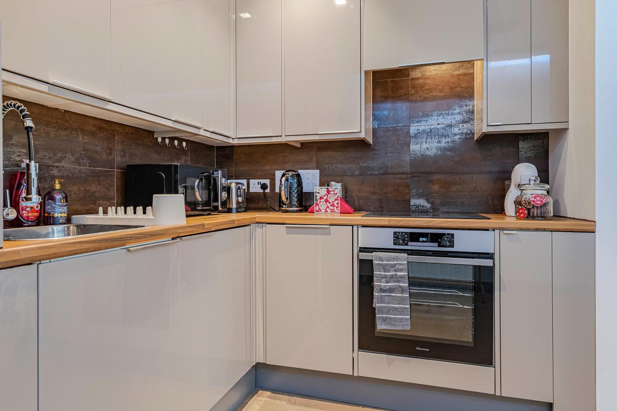 Stylish Modern Apartments By Livestay Short Lets & Serviced Accommodation London Nw6 Exterior photo